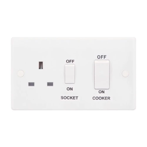 Selectric Smooth 45A DP Switch and 13A Switched Socket